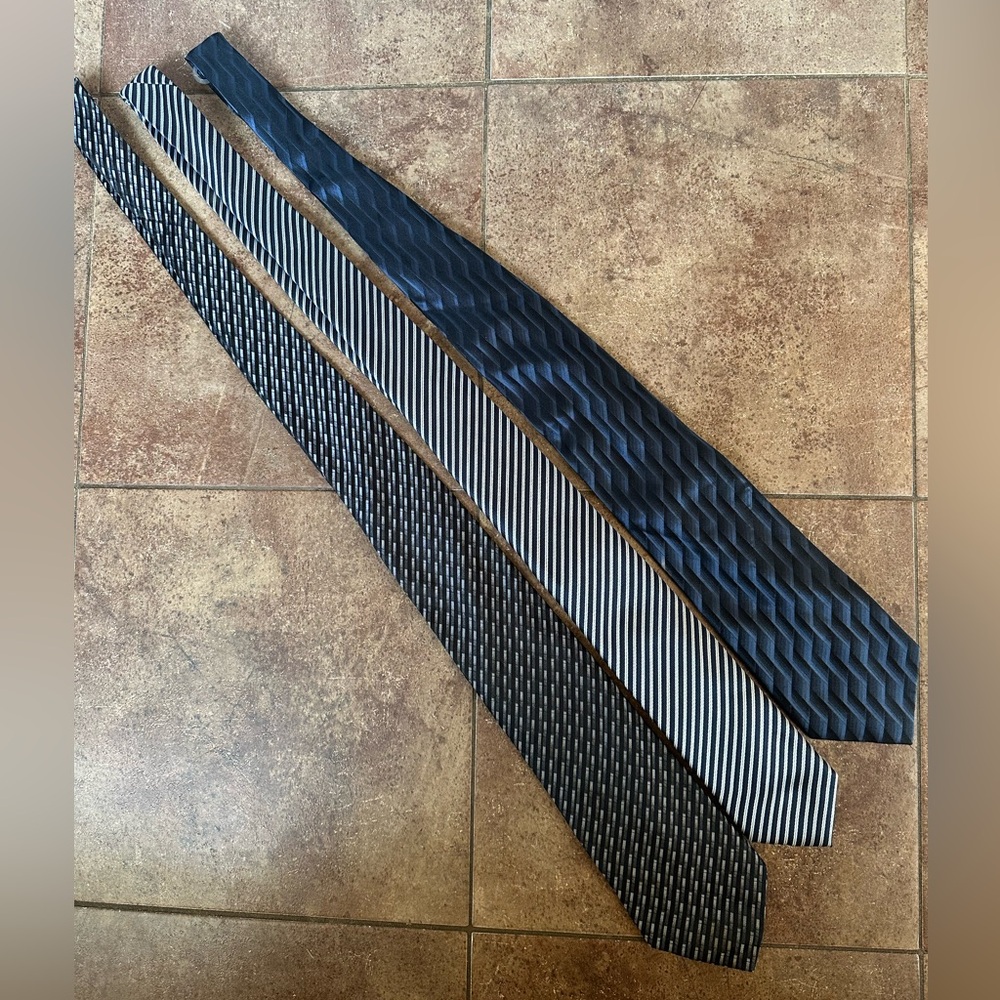 IV Front Nubian Della Valle Cucita A Mano tie lot black blue silver